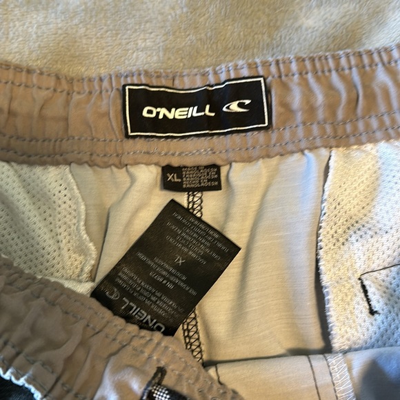 Men’s O’Neill shorts size xl - Picture 2 of 4